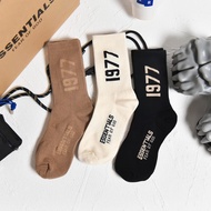Streetwear 1977 Retro Letter Cotton Mid-Tube Socks - Trendy Sport Style