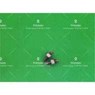 skru tappet nat size 8mm sepasang