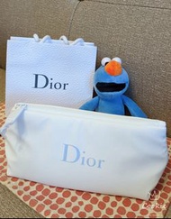 只有一個!!!DIOR迪奧Dior字樣白色化妝包/美妝包/隨身包/收納包(全新品)#23初夏時尚