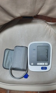 OMRON 血壓計