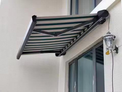 Outdoor Aluminum Folding Arm Awning Sun Shade Full Cassette Awning with LED Light Wall-mounted Motor