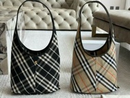 🌟官網授權商家🌟巴寶莉Bur女士格紋水桶包菜籃子