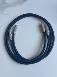 放售金嗓子原廠經典藍色 RCA 訊號線一對，官方高階配機線。採用優質 OFC 無氧銅導體，音色細膩、動態及解析力佳，發燒升級首選。