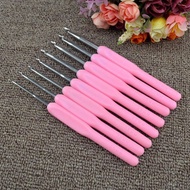 Bộ kim móc size lớn  set kim móc hồng gồm 8 cây size từ 2.5mm đến 6mm   kim cán nhựa chắc chắn dễ mó