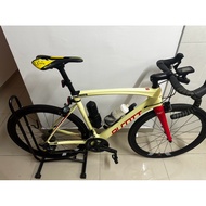 Alcott Ascari Team Fully Loaded