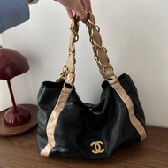 中古包 CHANEL 撞色柔軟羊皮鏈條Hobo