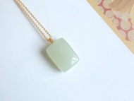 天然和田玉無事牌項鏈吊墜 冰底晴水料 玉質細膩油潤 18k 金鑲嵌