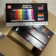 <DEREK> LEGO 40516 Everyone is Awesome