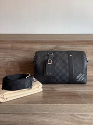 99新！Louis Vuitton LV Keepall City 雙黑格款 Damier Graphite Keepall Bandouliere 25