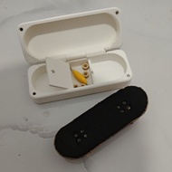 Fingerboard storage /box size shape 34mm (fingerboard container)