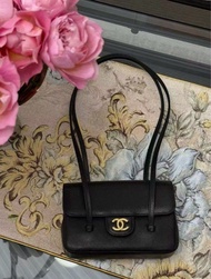 現貨 Chanel 26b preppy Coco mini black 黑色手提包 26p Jennie classic flap cf 17cm 迷你 垂蓋手袋 皮革單肩包 26a 26s 22c
