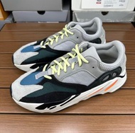 Adidas Yeezy 700 OG