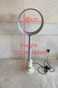 Dyson 無葉風扇Japan Dyson cool bladeless fan 日版戴森電風扇電風扇循環風扇大神（上水交收）冇遙控器，正常使用循環風扇無扇葉設計，適合有小朋友家庭 Trade at 