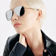 Louis Vuitton LV The Party 灰黑鏡片配金色鏡腳 太陽眼鏡 墨鏡