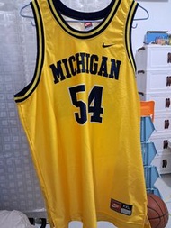 NCAA籃球衫