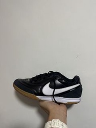 Nike Tiempo STREETGATO 室內平底足球鞋