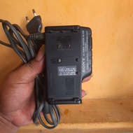 SONY HENDYCAM CHARGER VINTAGE AC-V26sony