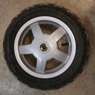 Piaggio Vespa LX150 - Front / Rear Rim + Tyre [ buka dari Motor Baru ]