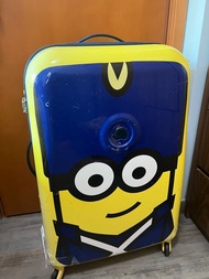 Delsey minions 行李箱 30”