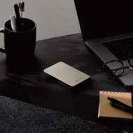 10,000 mAh Prelude SR MagSafe Qi2 超薄磁吸無線行動電源