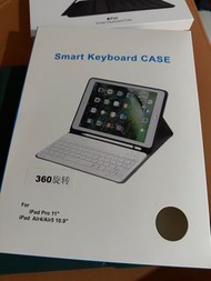 iPad 11" smart keyboard case