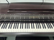 Yamaha clp645 wooden keys digital piano with Bench