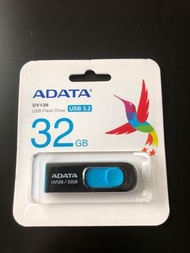 Adata 32GB usb 手指 全新