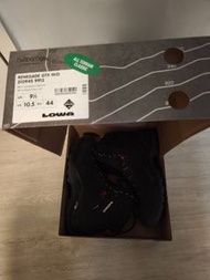 LOWA Renegade GTX MID 黑色登山鞋