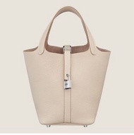 ‼️Hold‼️K刻，5月新鮮單-奶昔白Hermes Picotin 18 Craie