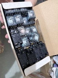Omron小型電磁中間繼電器（Miniature Electromagnetic Power Relays）及其配對的底座/插座（Relay Socket Bases）