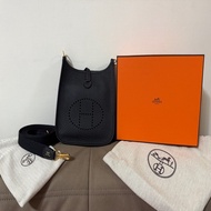 愛馬仕現貨全新evelyne16（mini黑金扣）