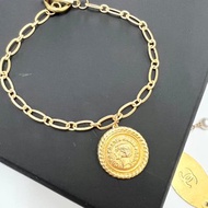 老件新作 Chanel女士頭像鈕扣墜子手鍊Reworked