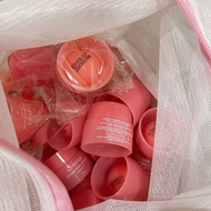 Mặt nạ ngủ môi Laneige Berry mini size 3g nạ ngủ làm mềm môi đem lại đôi môi hồng hào.