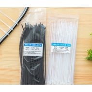 Plastic knots, bag of 100 strands, 2.5x100mm