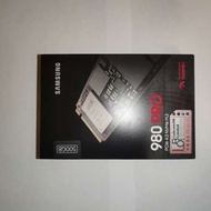 Samsung 980 Pro 500GB PCIe 4.0 NVMe M.2 SSD