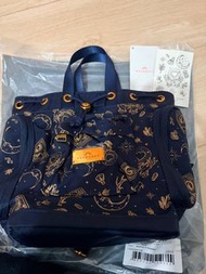 Doughnut pyramidtiny the mystic club series