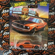 Hot Wheels Premium '69 Ford Mustang Boss 302