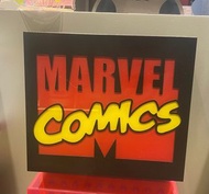 Hottoys Marvel 燈箱 21x21 cm ，全新未拆