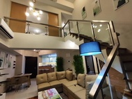 อพาร์ตเมนต์ 3 ห้องนอน 4 ห้องน้ำส่วนตัว ขนาด 100 ตร.ม. – มันดาลูยอง (A2J Luxury 3BR Suite Near Uptown