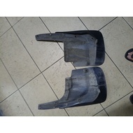 Lc200 mudflap original