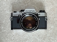 Olympus om 10 菲林相機 + om zuiko 50 1.4 鏡頭