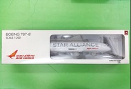 Herpa / Hogan Wings 1:200 10277 AIR INDIA B787-8 VT-ANU STAR ALLIANCE - MODEL  (With Display Stand)