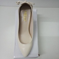PRELOVED KASUT RAYA SIZE 38 (Heus)