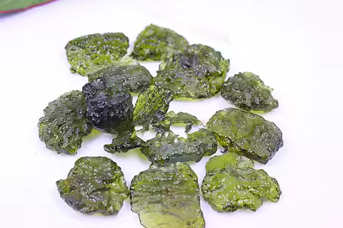 5-6g/ lot Natural moldavite pendant moldavite nunatak energy stone dream apotropaic