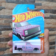 Hot Wheels 83 Chevy Silverado (Pink)