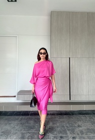 Colourblockmatter - Evelyn Dress เดรสปาดไหล่ผ้าซาติน พร้อมส่ง 10 สี