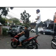 BRACKET YAMAHA AEROX 155 BOX BRACKET