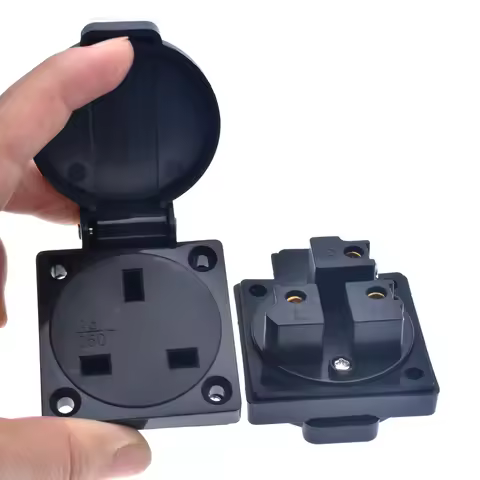 Waterproof socket outlet UK standard IP44 with cover widely used BS1363 industrial watertight socket
