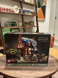 LEGO Ideas 中世紀鐵匠鋪 21325