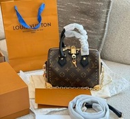 紫鑽🌟誠信商家🌟💜全新 LV louis vuitton speedytrunk 20 可拆卸肩帶鎖扣開合monogram帆布手提單肩包 女款 棕色
